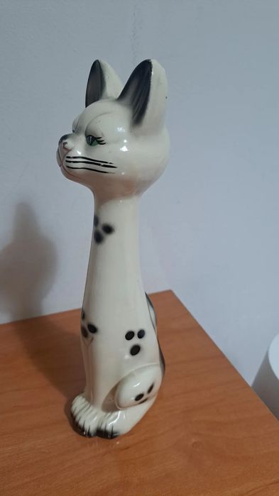 Estatueta de Porcelana