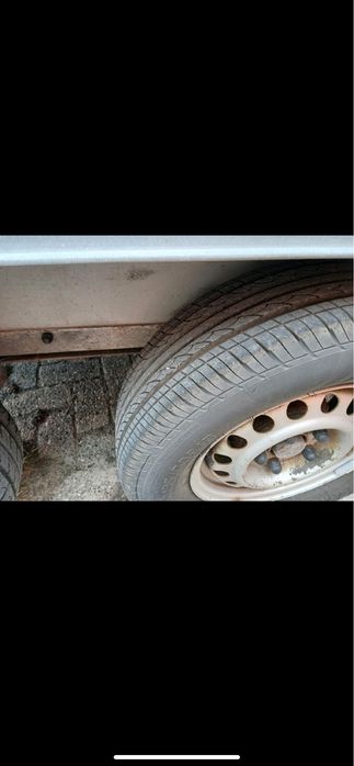 Przczepa 1600 dmc 2002r