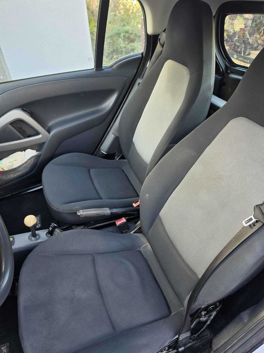 Smart fortwo coupé 1.0 mhd 61 cv — 2012