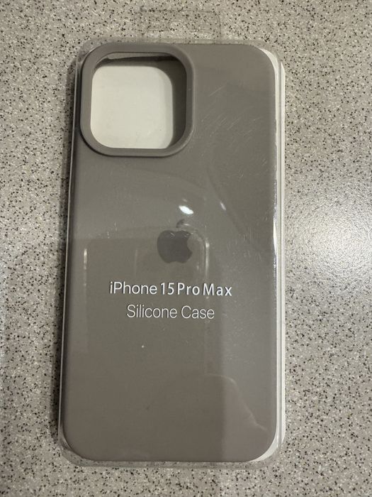 Чохол Iphone 15 pro  + захисне скло