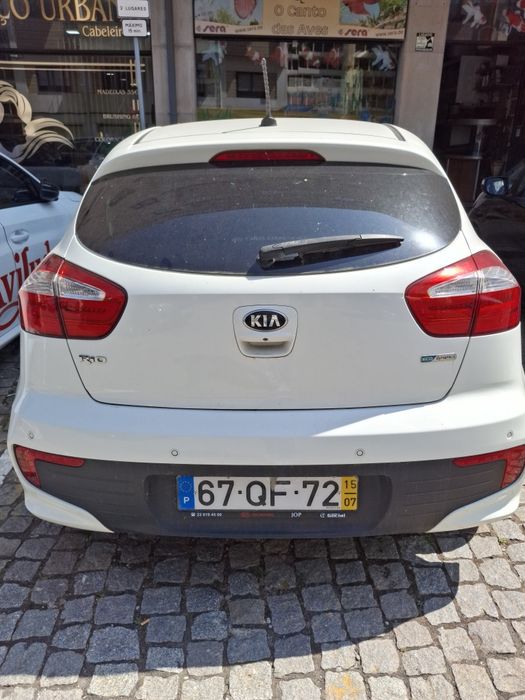 Vende-se Kia Rio 1.2 84cv
