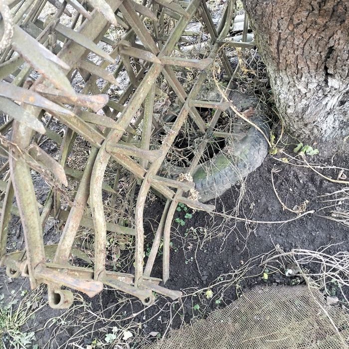 Продам важку велику борону.