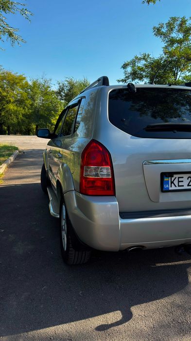 Hyundai Tucson 2007 VIN KMHJN81VP8U782927 фото оголошення 8 з 24