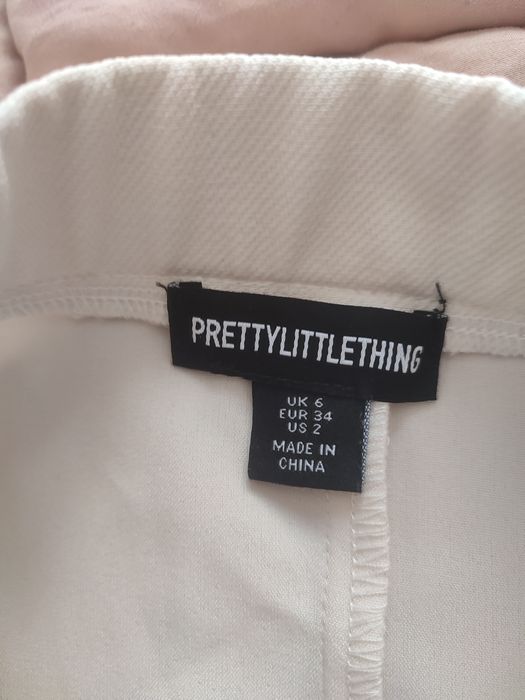 Продам костюм брючный