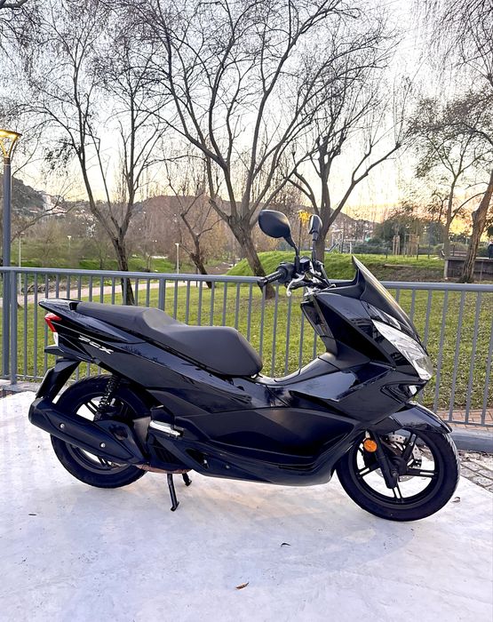 Honda PCX - ÓTIMO ESTADO