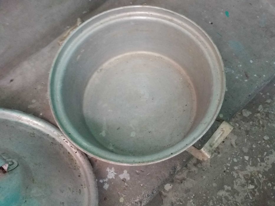 Кастрюля Емалированая