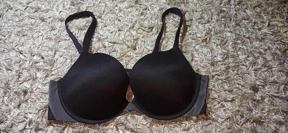 Ліфчик в ідеальному стані