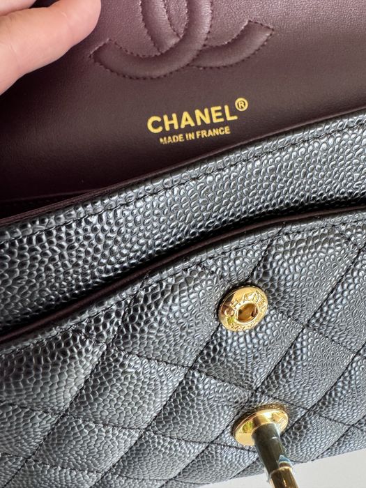 Czarna torebka Chanel Flap