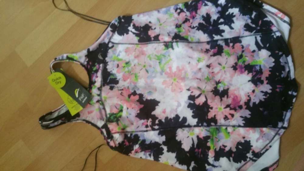 Bluzki damskie sportowe