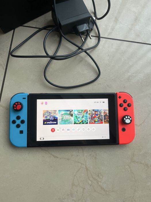 Nintendo Switch + 3 gry ! Stan bdb
