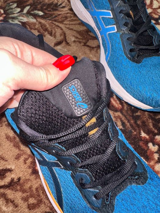 Кросівки чоловічі Asics