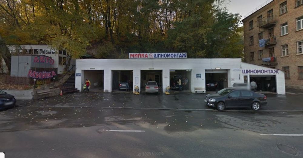 Продаж автомийки 165м2 на 5 постів + шиномонтаж в центрі Києва,