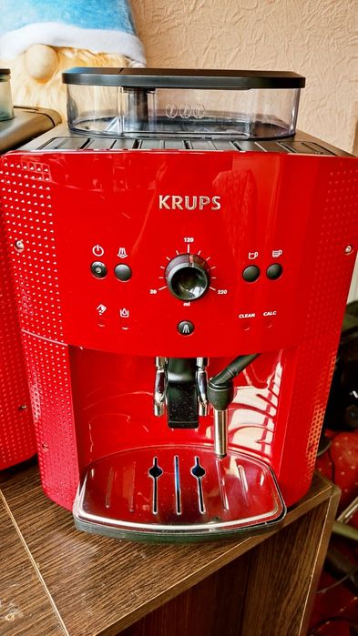Кавомашина Krups EA81* - Автоматична кавоварка