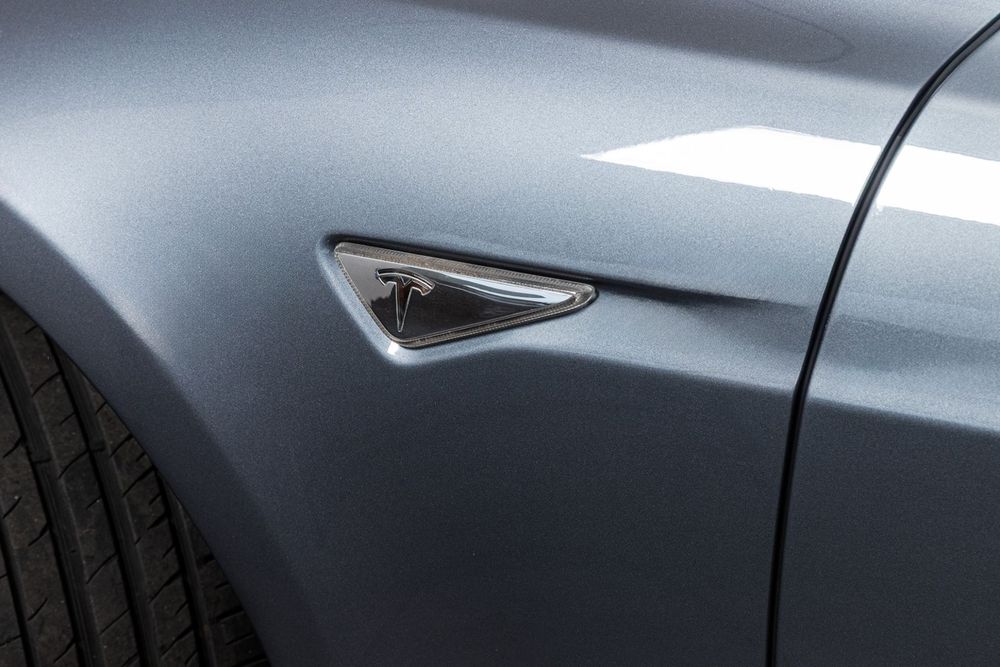 Tesla Model S 85 Perfomance521703076933160967