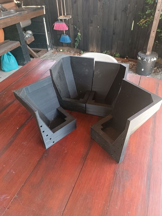 Molde para base deck de cimento.