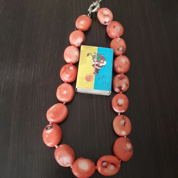 Коралловые бусы жемчуг