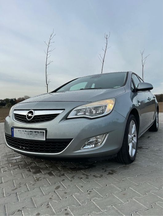Astra 1.4 Turbo 140km