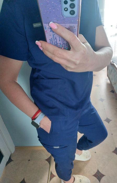 Продається медичний костюм