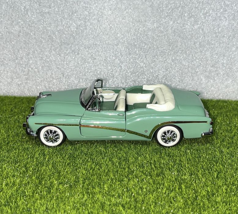 Buick skylark 1:43 Franklin Mint
