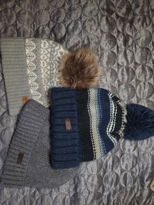 Розпродаж зимових шапок barbour, moncler, adidas, nike