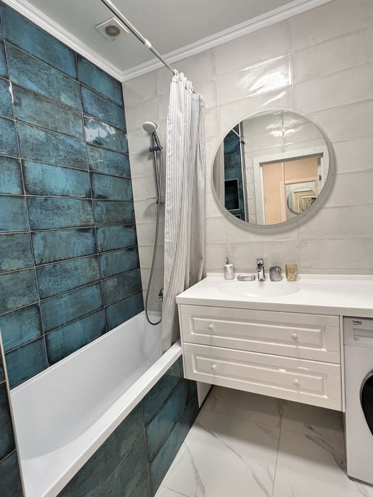 Сдам стильную белоснежную 2-х комн кв. Аркадия. Прямой вид на море.