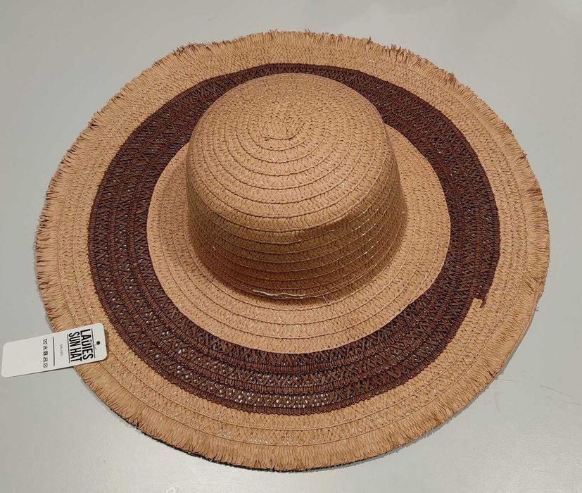 Beżowy kapelusz letni 100% papier rozmiar 57 cm
