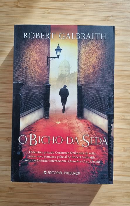 Livro O Bicho-da-Seda Robert Galbraith
de Robert Galbraith
