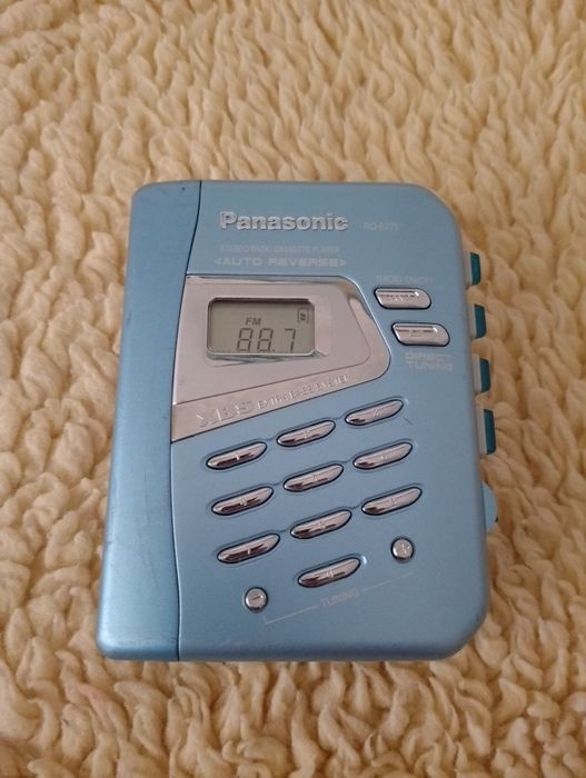 Walkman Panasonic model RQ-E27V
