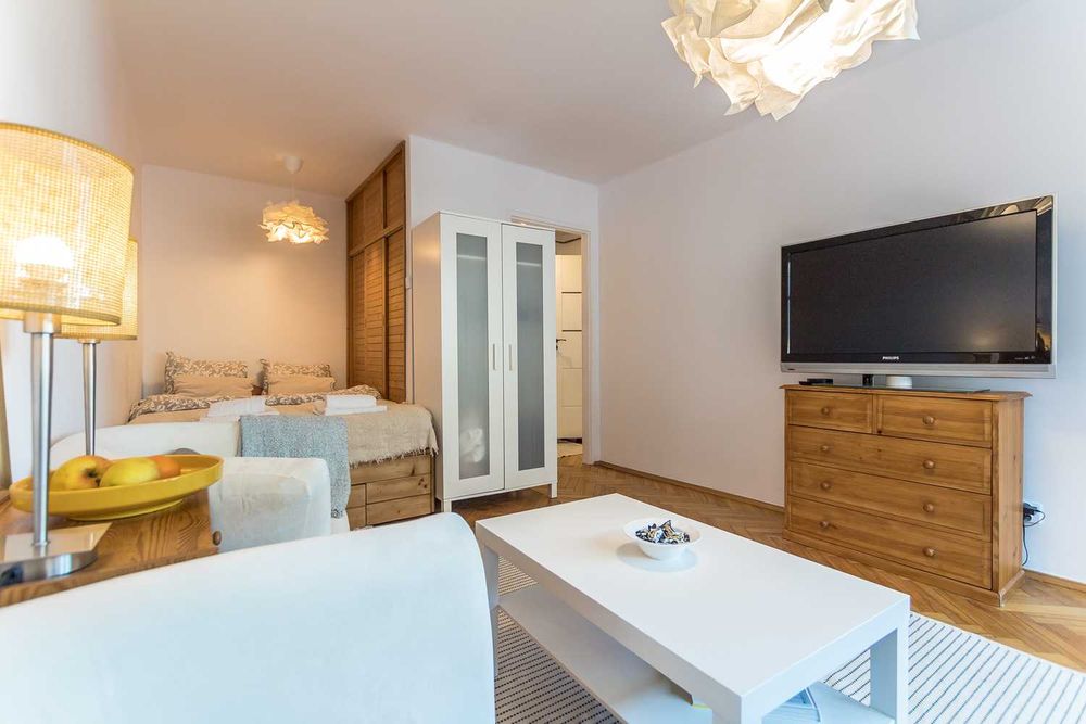 Hala Targowa - Sołtyka - 31m2 + balkon - bdb standard - od 10 lutego