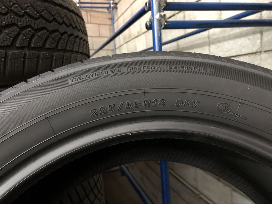 Літні шини 225/55 R18 YOKOHAMA