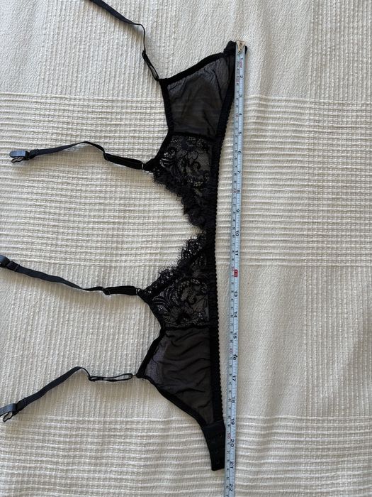 Czarny pas do pończoch handmade koronkowy XS