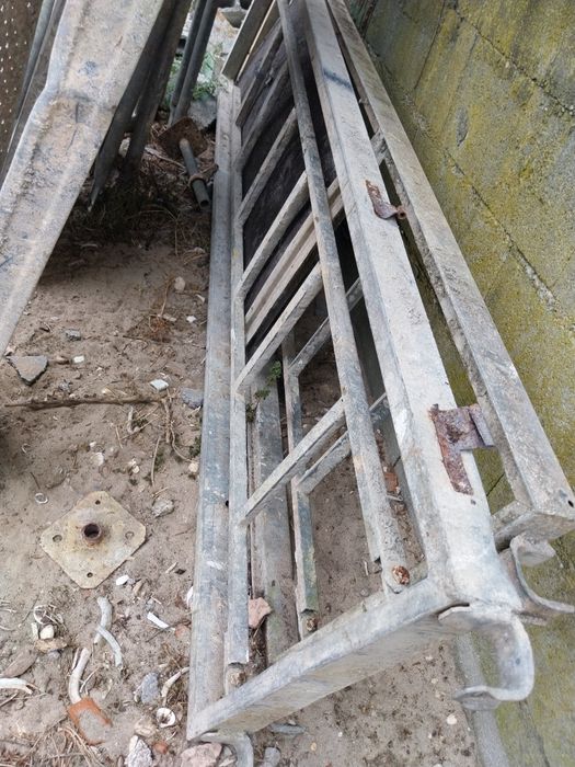 Andaimes galvanizados
