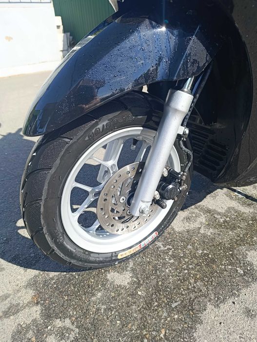 Продам Honda Lead 125