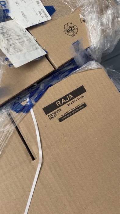 68 Caixas de Cartão 20x25x11cm