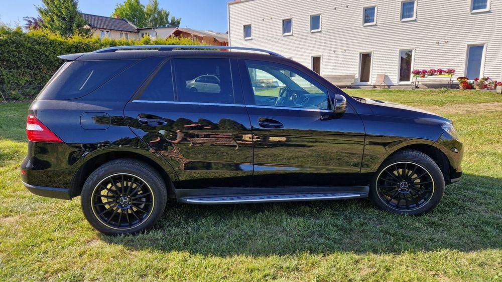 Mercedes Benz ML 359 BlueTec 4 Matic