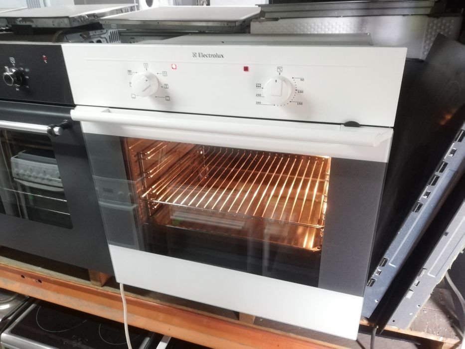 Piekarnik Electrolux 72L A+ |12msc |BD stan |Dowóz