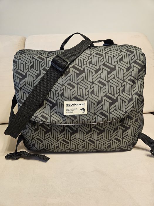 Duża nową sakwa rowerowa