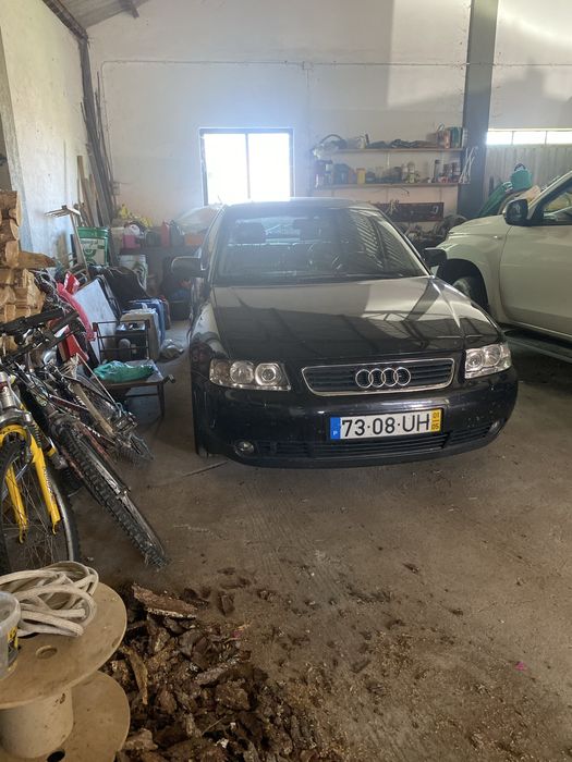 Audi A3. 130CV pd. Xenon, radio de origem, pele