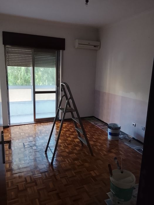 Trabalhos de pintura e corta mato