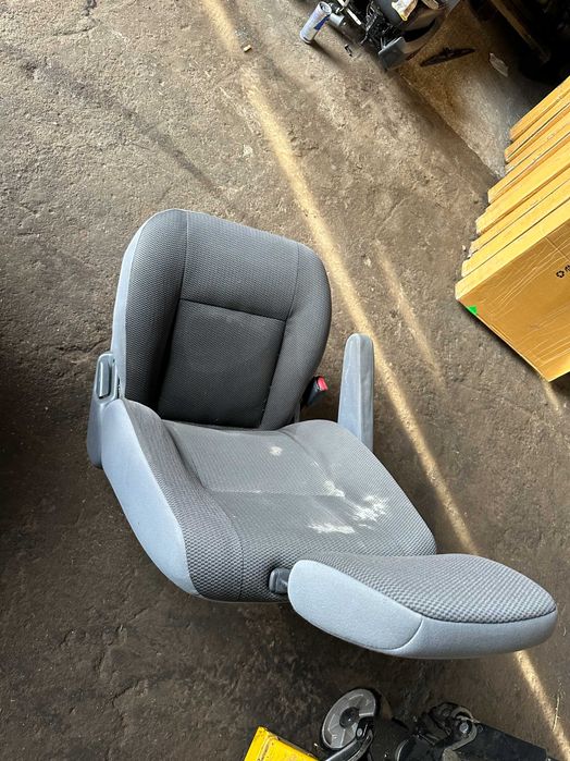 Toyota Hiace 07-12 Fotel Kierowcy Kanapa Siedzisko