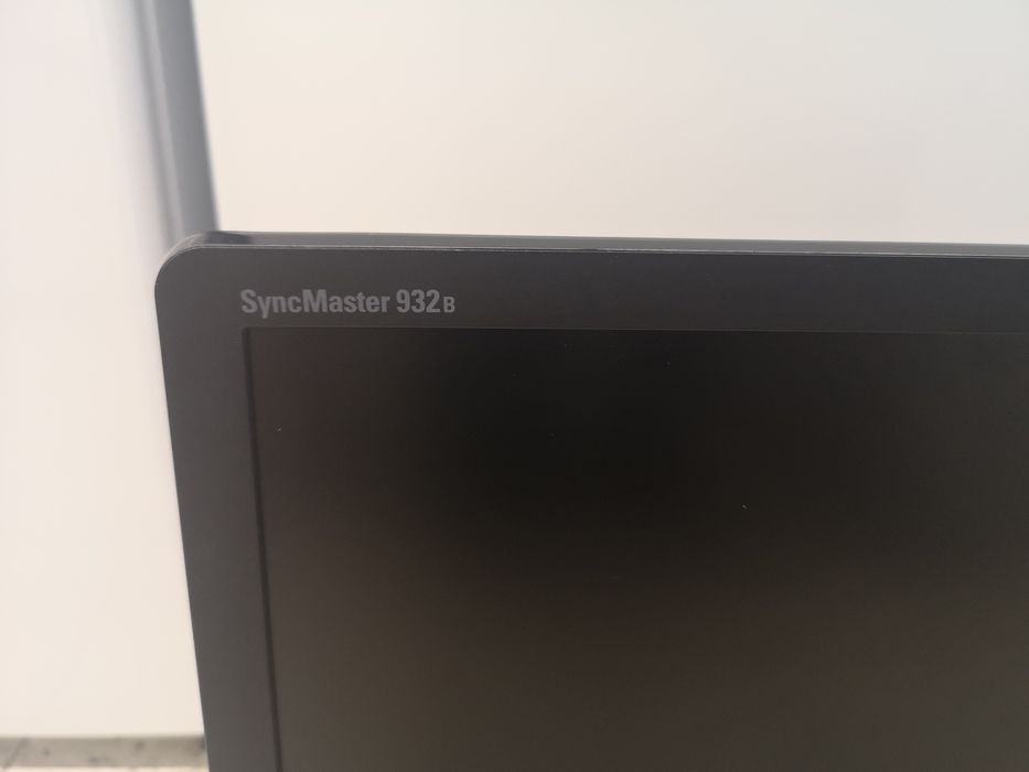 Monitor Samsung Syncmaster 932b LS19PEBSBV/EDC Pilszcz • OLX.pl