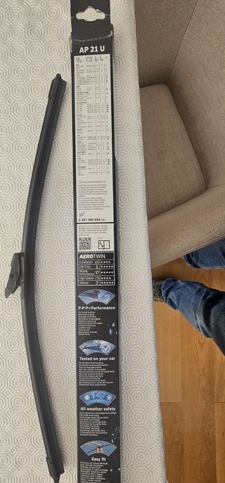 Escova limpa vidros Bosch AP26U