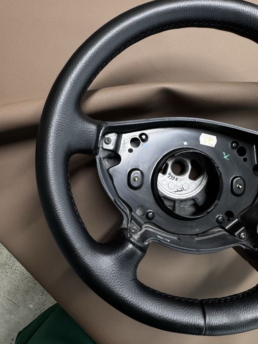 Перетягнуте кермо Mercedes w211 на обмін