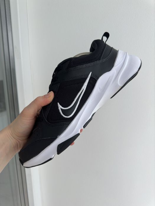 Nike Defyallday чоловічі кросівки р. 43