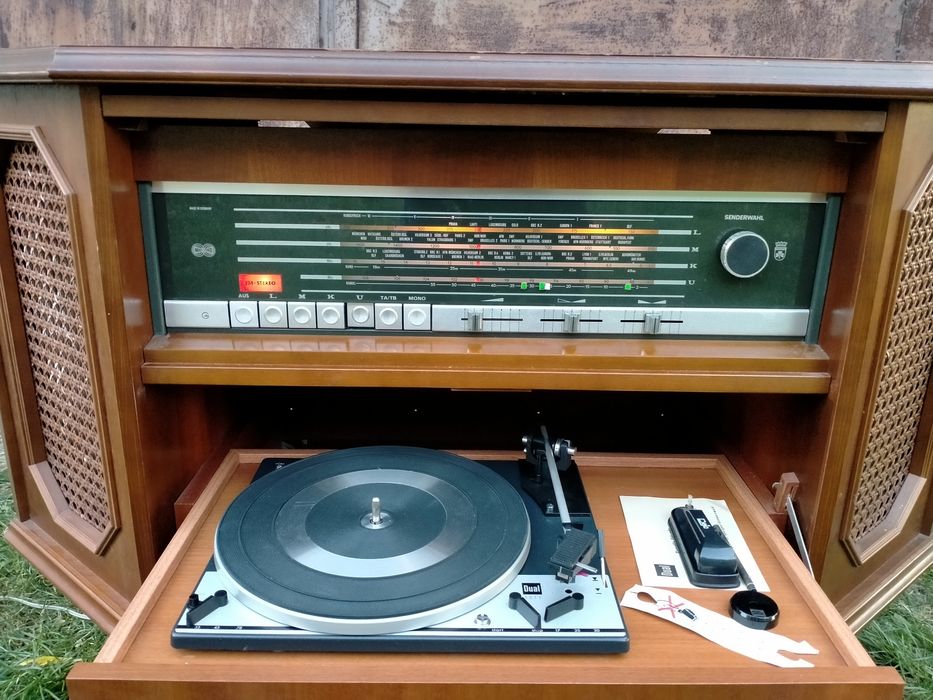 Radio z gramofonów zabytkowe, Grundig Regensburg