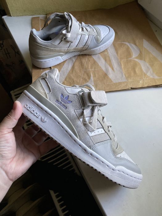 Кроссовки Adidas 40 размер кожа