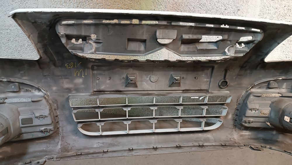Vendo parachoque de frente citroen C2 ano 2007/08