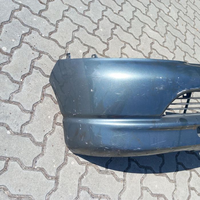 Para choques frente toyota hiace hf ty11029 00