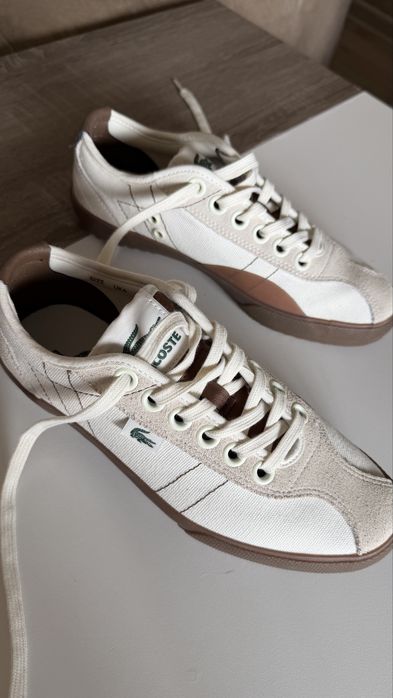 Кросівки Lacoste