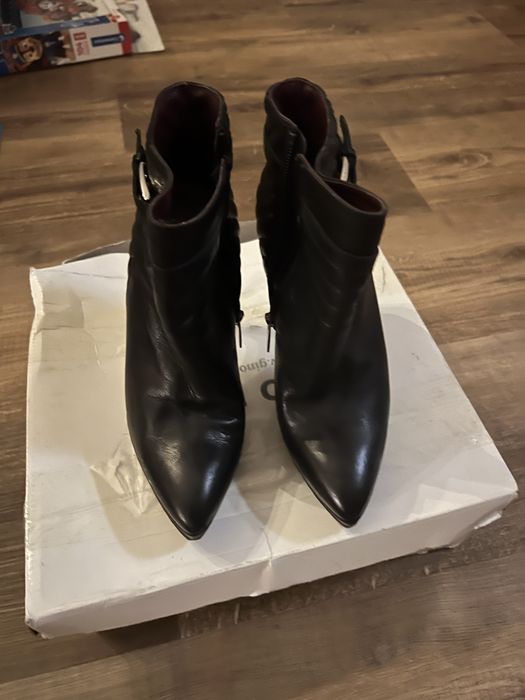Botki czarne skórzane skóra naturalna na szpilce Gino Rossi r.37